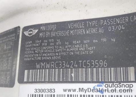 2004 Mini Cooper z USA, uszkodzony, nr VIN WMWRC33424TC53596